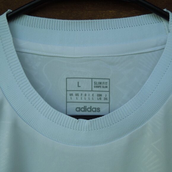 Bayern Munich 125th Anniversary edition, Large - Picture 7 of 10